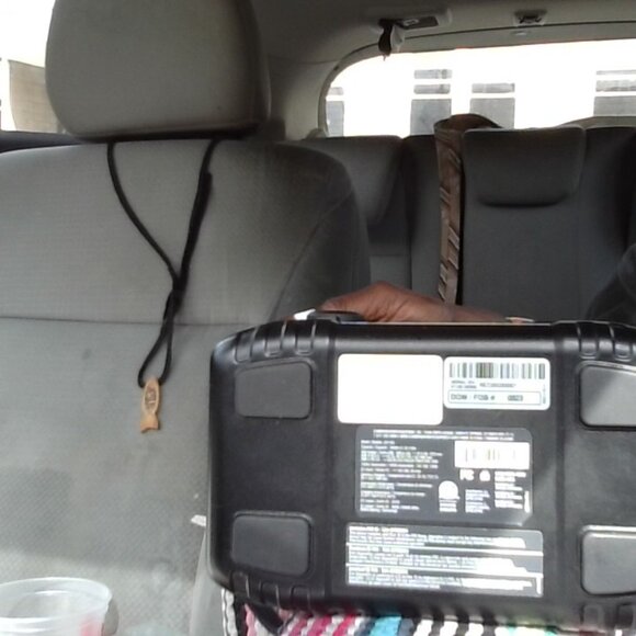 CHAMPION POWER EQUIPMENT Portable and Inverter Generator: 300 W Rated Watt, 600 - Picture 5 of 9